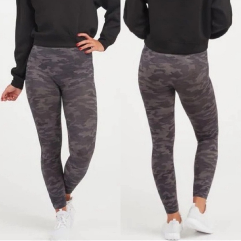 Spanx Look At Me Now Leggings